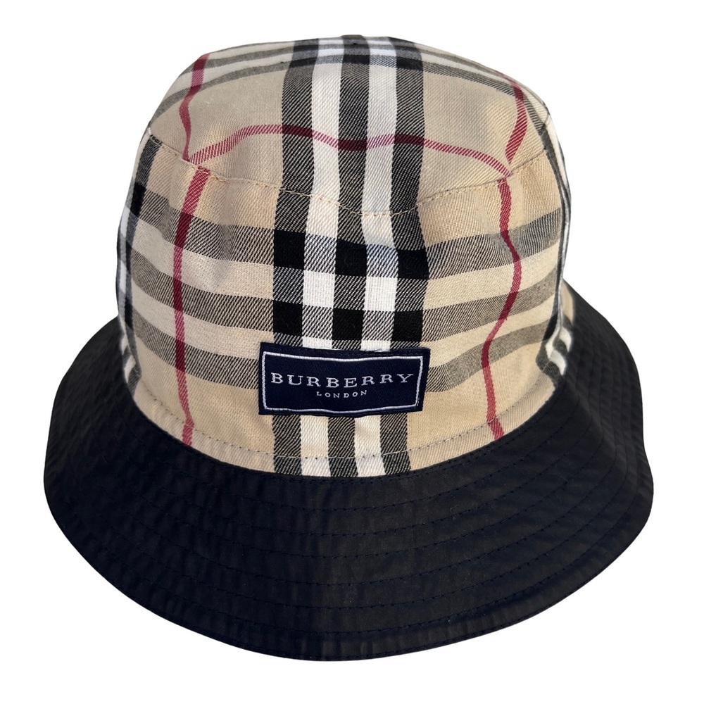 Burberry Vintage Y2K Reversible Bucket Hat